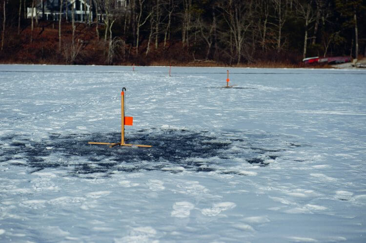 ice fishing technique