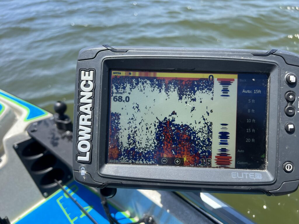 fish finder display screen